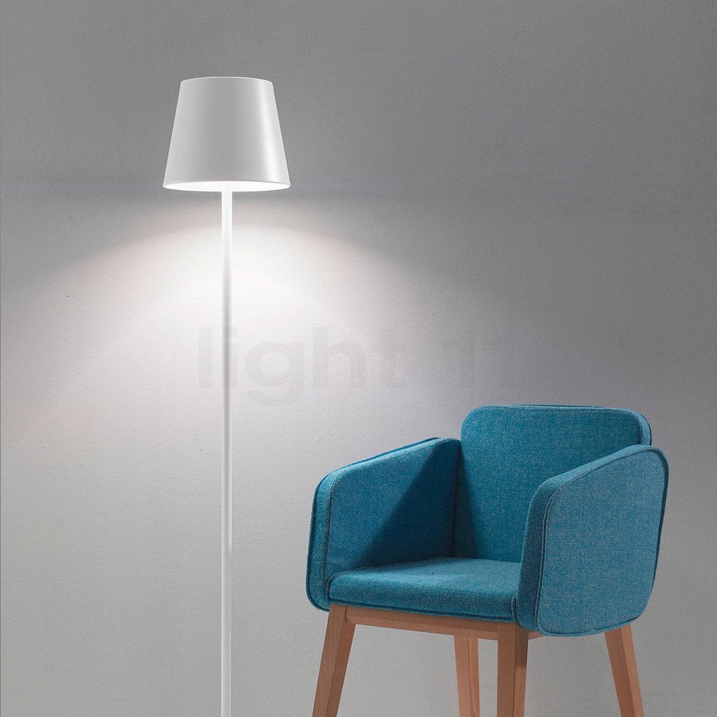 Nowoczesna, bezprzewodowa lampa LED podłogowa z funkcją ładowania